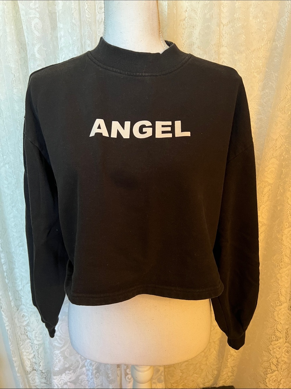 Forever 21 Cropped Sweatshirt
